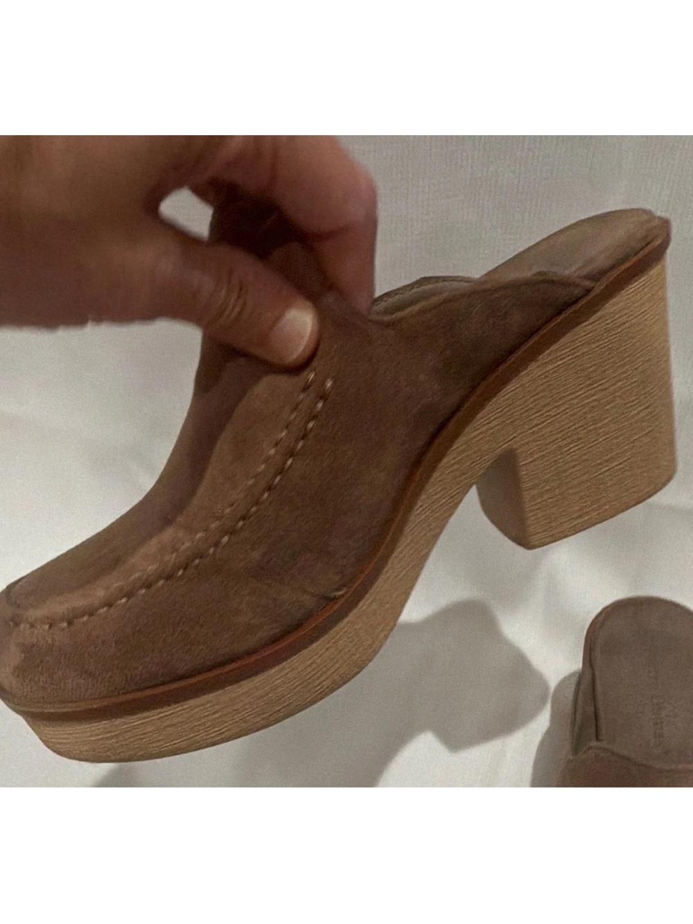 Pierre Dumas Brown Faux Suede 3’ Platform Mules - Women's Slip-On Clogs Size 8 - Picture 2 of 6